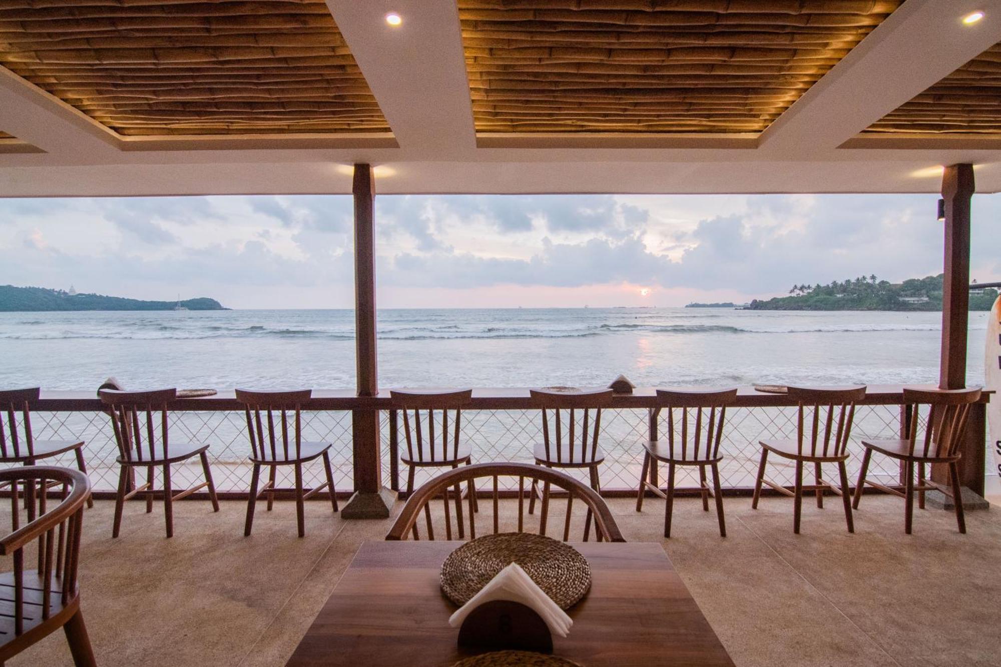 Azuri Bay Hotel Galle Exterior foto